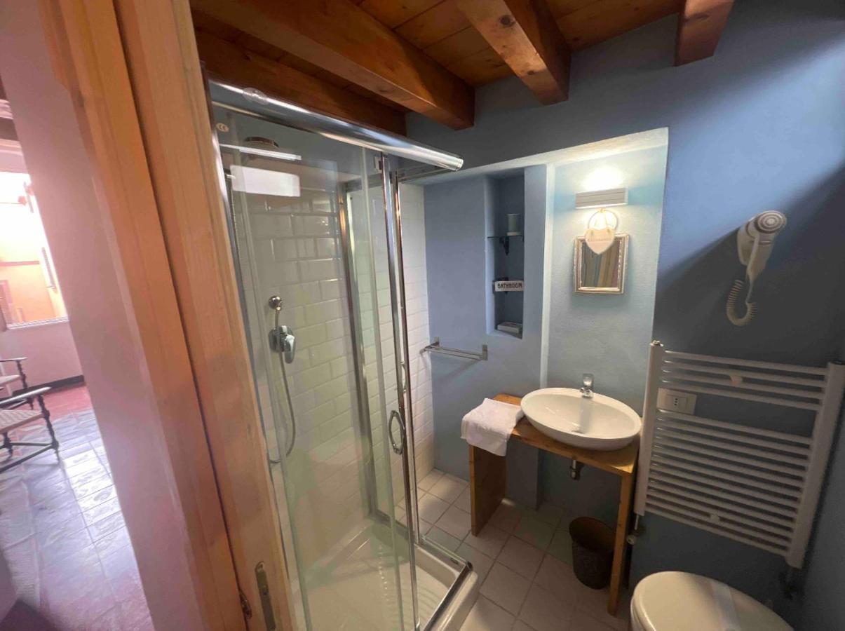 Corso 41 Hotel Bosa Ngoại thất bức ảnh