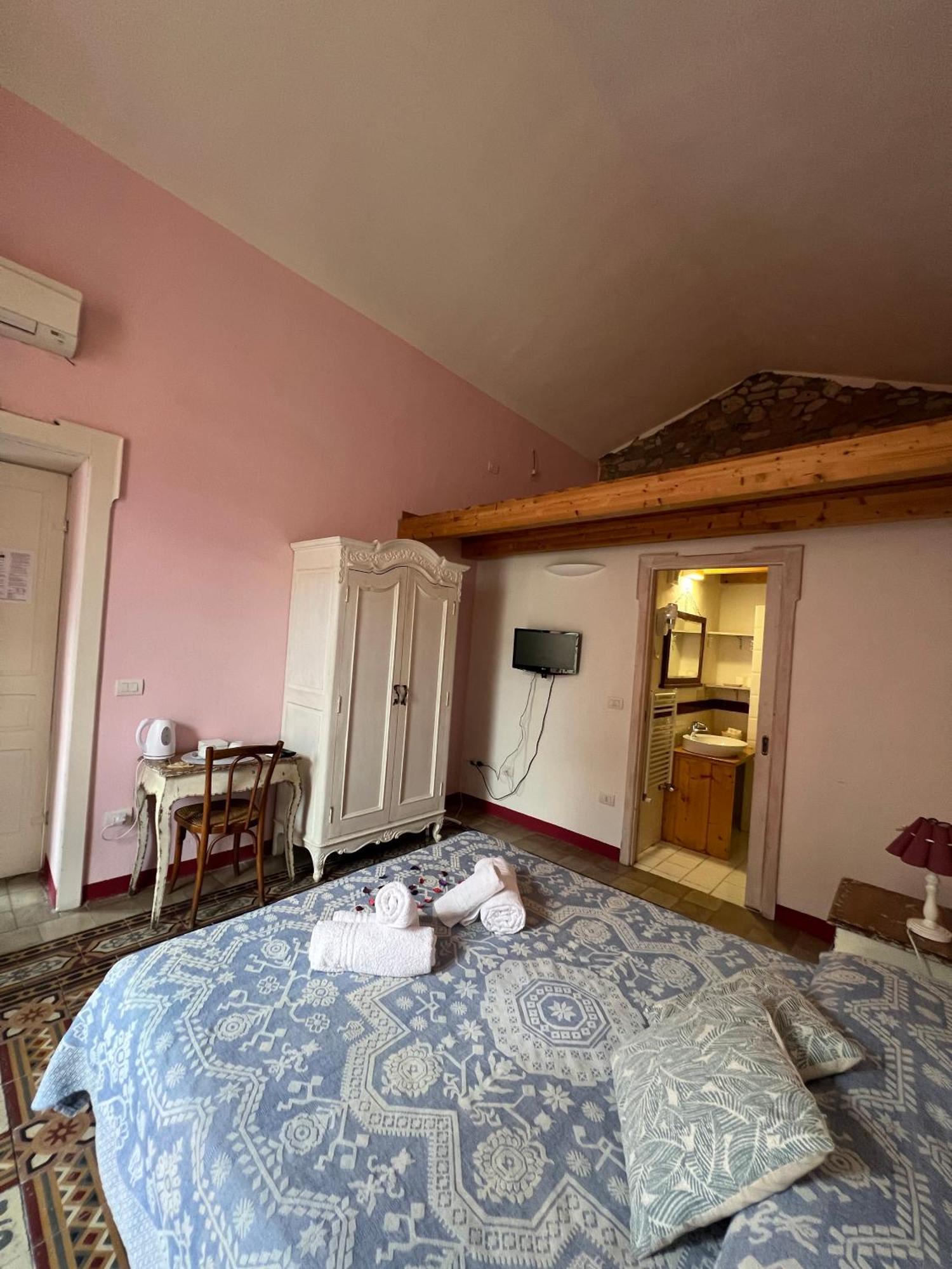Corso 41 Hotel Bosa Ngoại thất bức ảnh