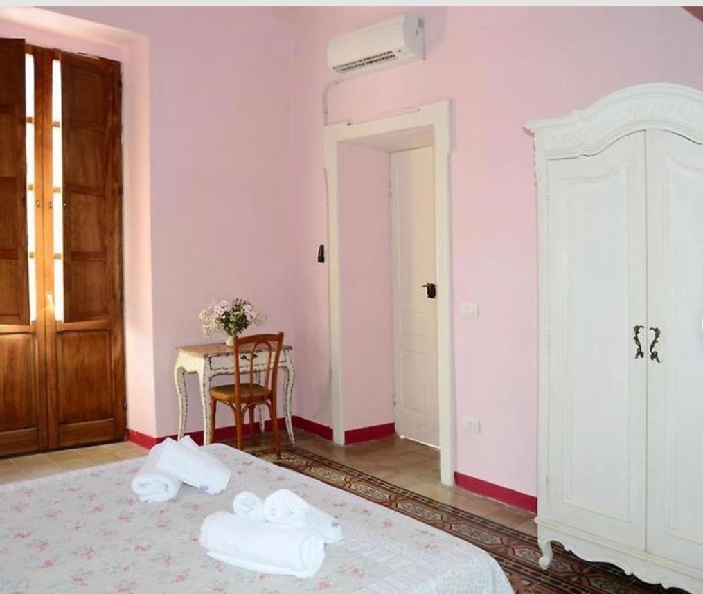 Corso 41 Hotel Bosa Ngoại thất bức ảnh